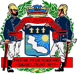 Historisches Wappen der Freiwilligen Feuerwehr Saarlouis, das im nebenstehenden Text detailliert beschrieben wird.